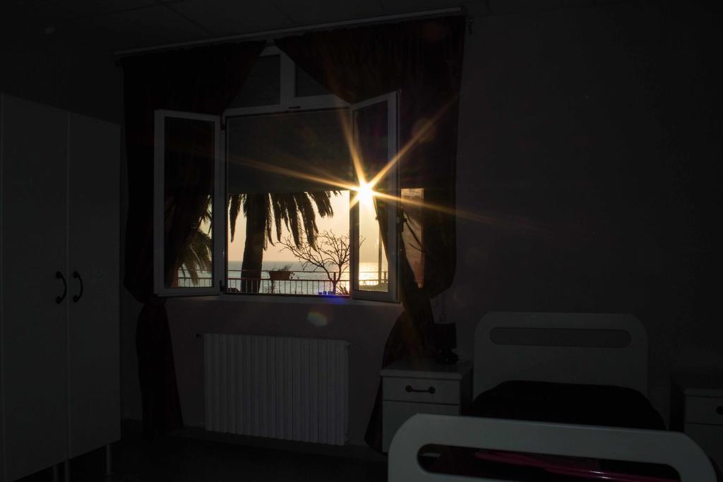 Casa Per Ferie Raggio Di Sole Bed & Breakfast Ceriale Cameră foto