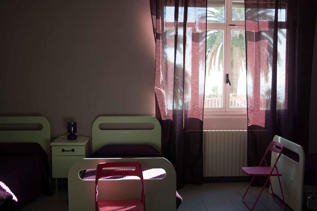 Casa Per Ferie Raggio Di Sole Bed & Breakfast Ceriale Cameră foto