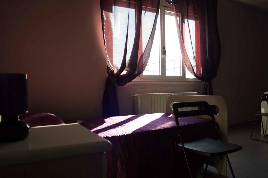 Casa Per Ferie Raggio Di Sole Bed & Breakfast Ceriale Cameră foto